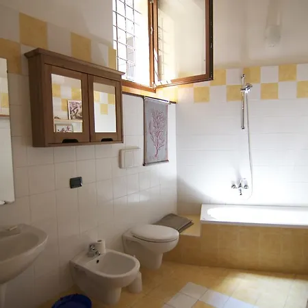 Sant'egidio Apartment *